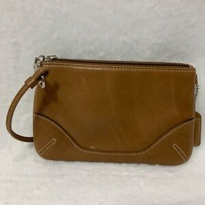 Vintage Coach Smooth Leather Zip Pouch Wristlet Dark Ochre/Tan Logo Lining